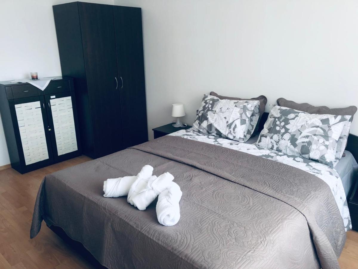 Beautiful Apartment Right By The Sea, Sveti Vlas Dış mekan fotoğraf